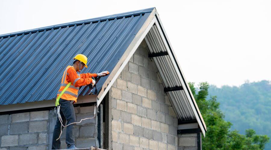 Professional gutter cleaning in Waldoboro, ME